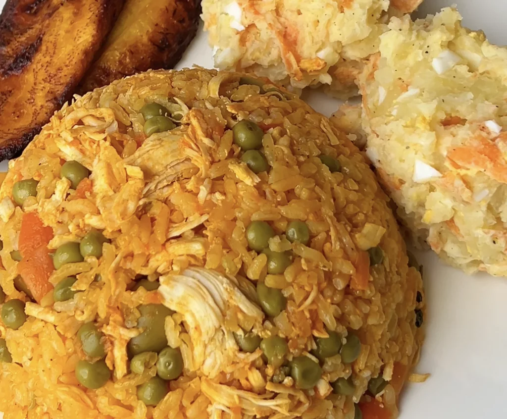 Arroz con pollo panameño